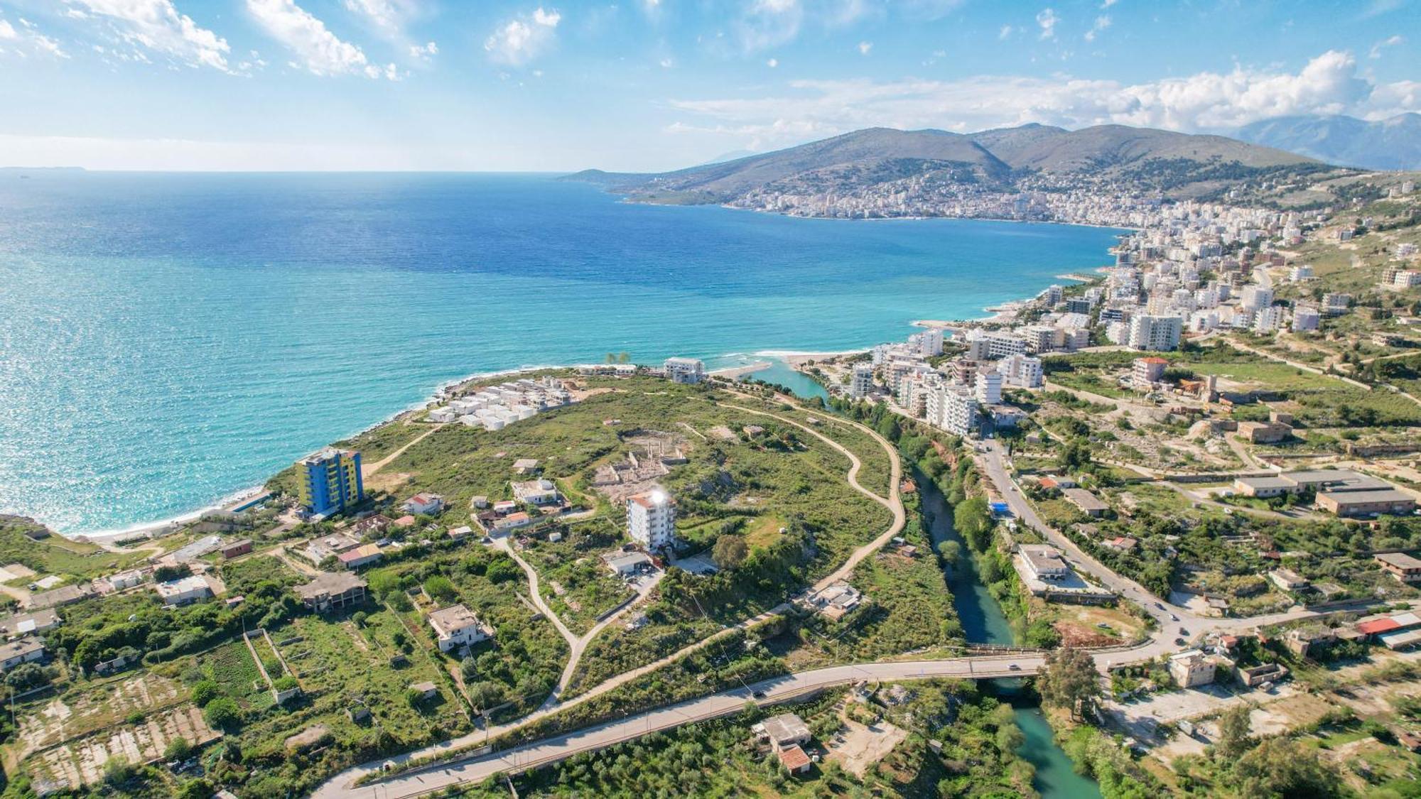 Hotel Holiday Sarandë Esterno foto